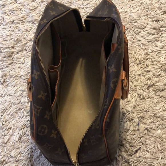 Louis Vuitton bag - Picture 7 of 9